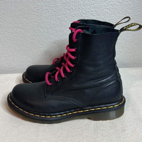 Dr. Martens Black Leather Combat Boots with Pink Laces – Women’s Size 7 - Picture 6 of 14